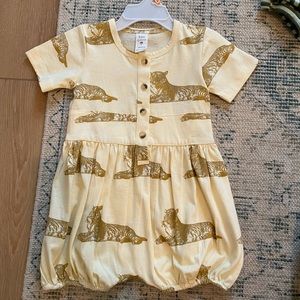 Kate Quinn bubble tiger romper 18-24 months